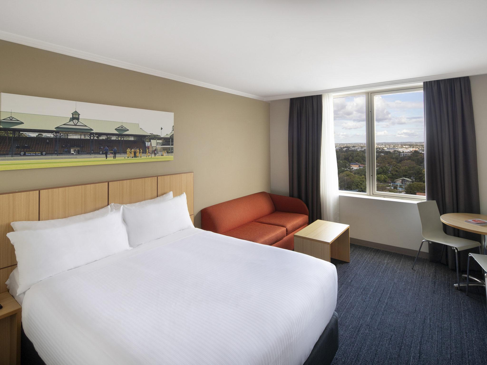 Mercure Sydney Bankstown Exteriér fotografie
