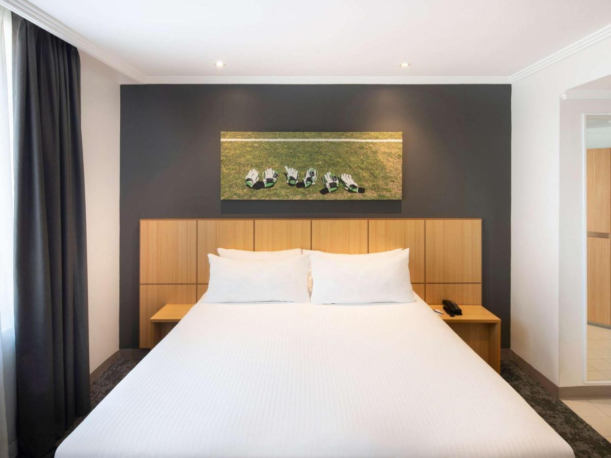 Mercure Sydney Bankstown Exteriér fotografie