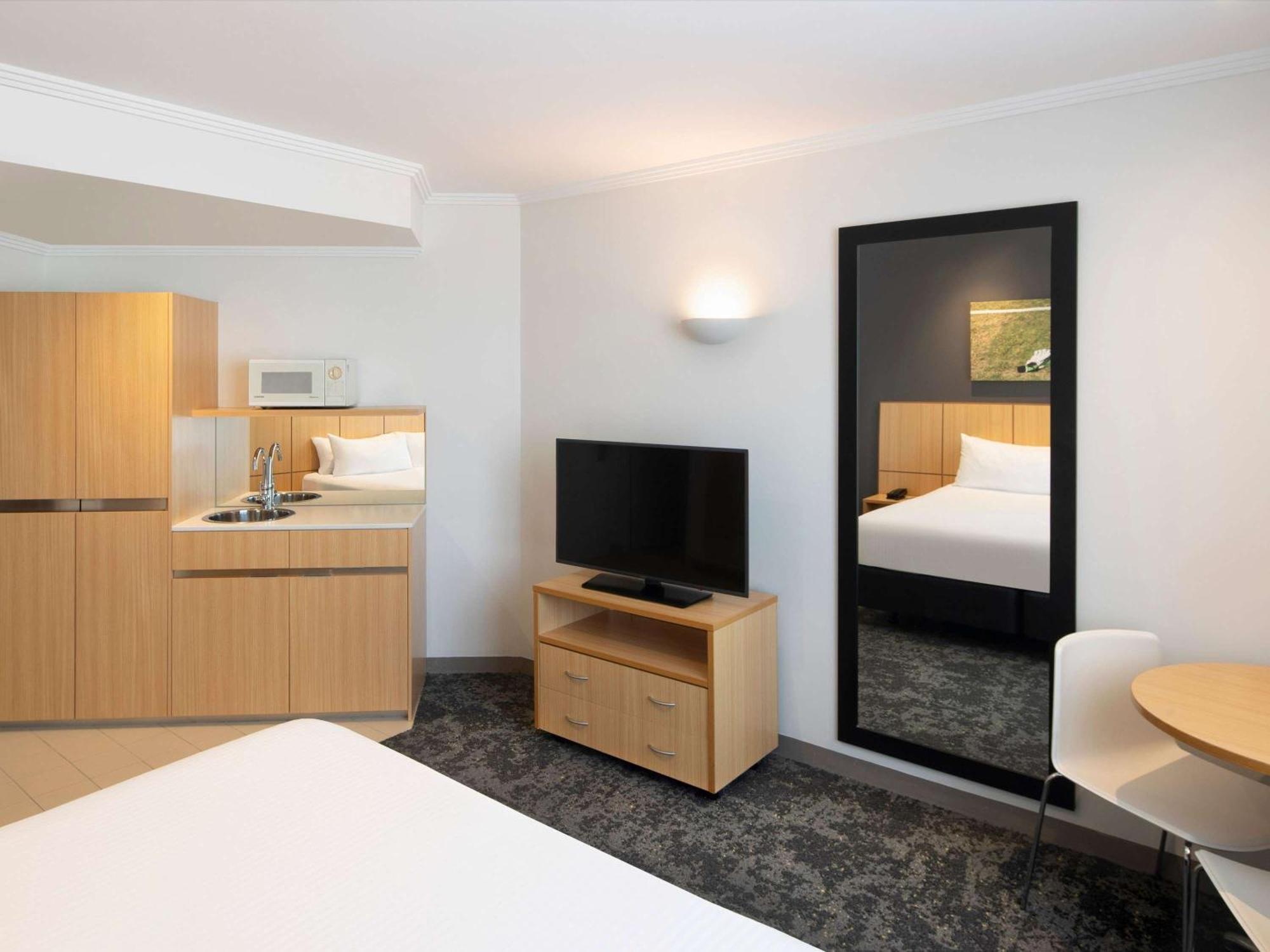 Mercure Sydney Bankstown Exteriér fotografie