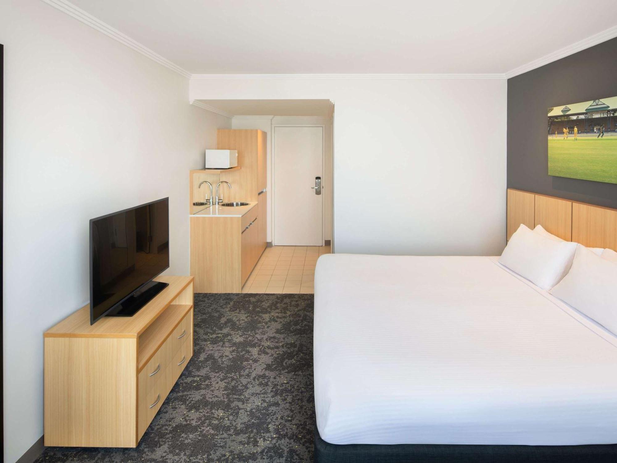 Mercure Sydney Bankstown Exteriér fotografie