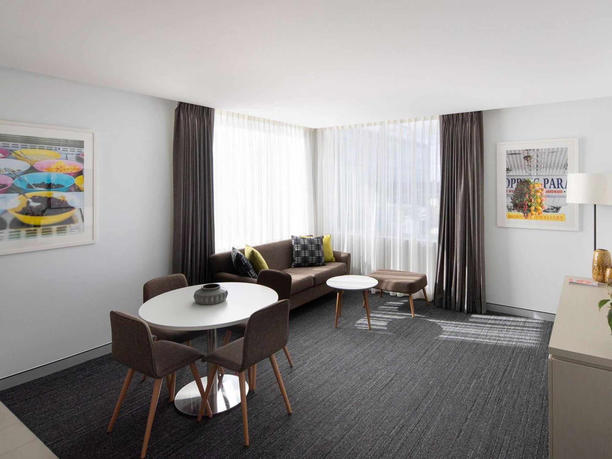 Mercure Sydney Bankstown Exteriér fotografie